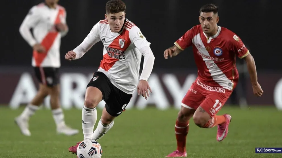 River y Argentinos definen hoy la llave de octavos de final de la Libertadores