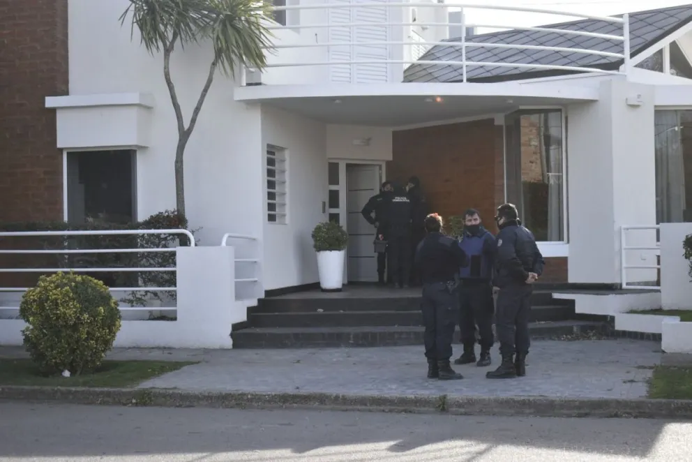 En el invierno de 2013, la familia Reussi sufrió el primer violento atraco