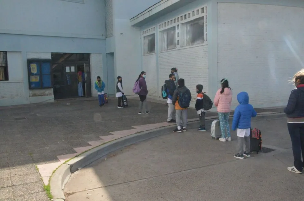 Las clases comenzaron normalmente en las escuelas del Valle Inferior