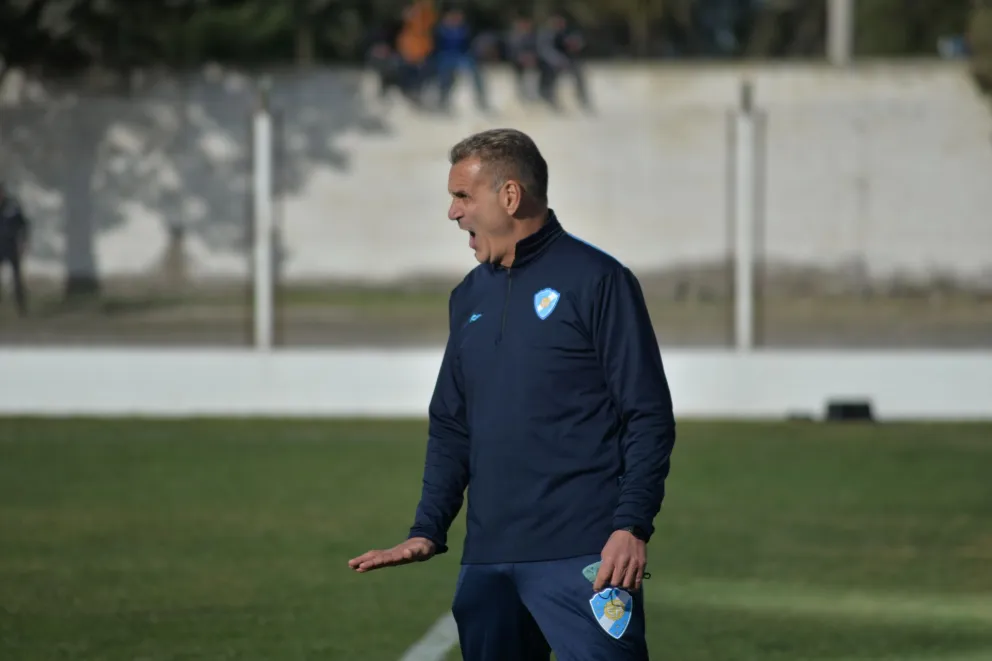 Islas: “El equipo va, pero falta mucho para ser altamente competitivos”