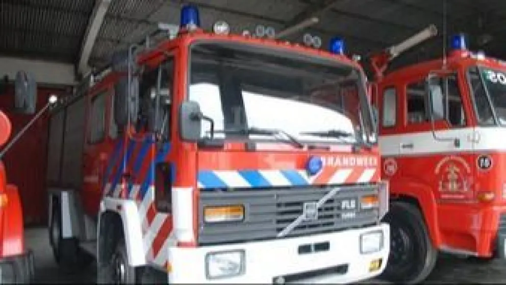 Inusual toque de sirena de los bomberos para despedir al decano del cuartel