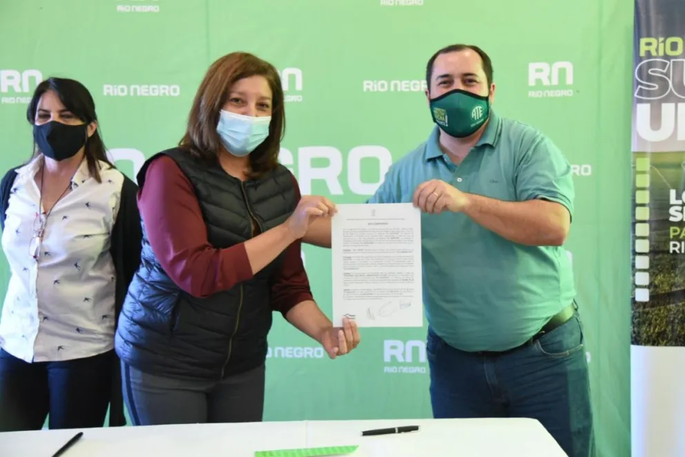 El gobierno provincial anunció la construcción de nuevas viviendas para ATE