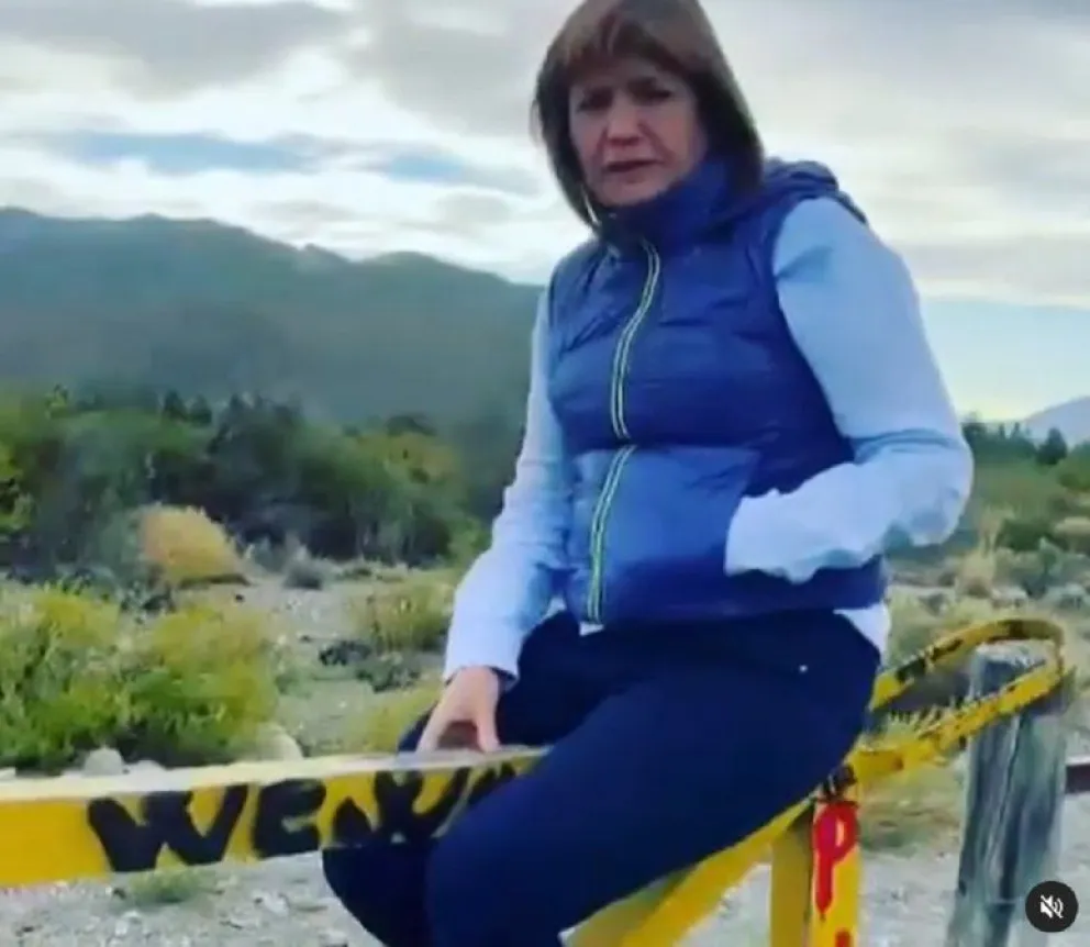 Polémica: Bullrich grabó un video en el lugar donde encontraron muerto a Maldonado