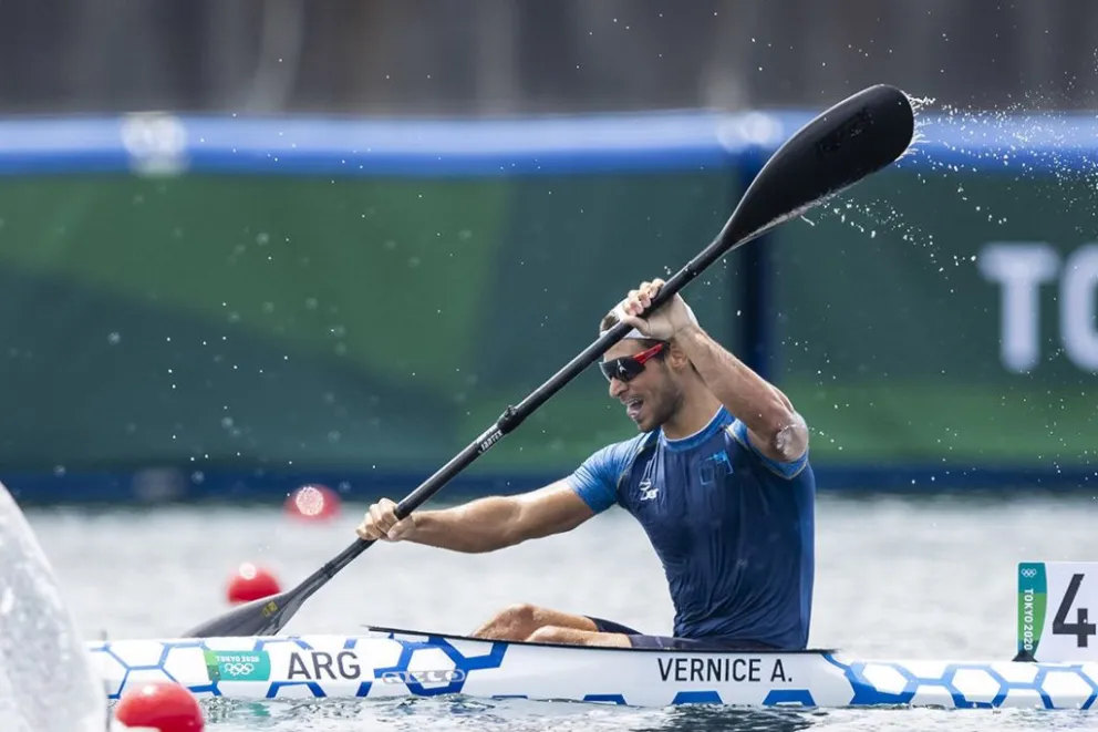 Diploma olímpico para Agustín Vernice