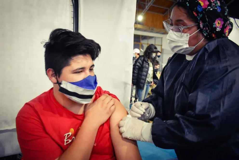 Aclaran que aún no hay definiciones con el remanente de vacunas Moderna