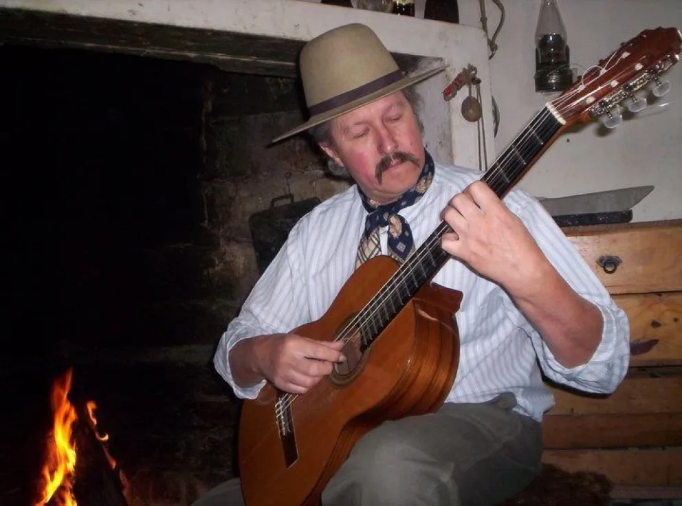La Comarca está de luto, víctima de COVID murió Ángel Hechenleitner