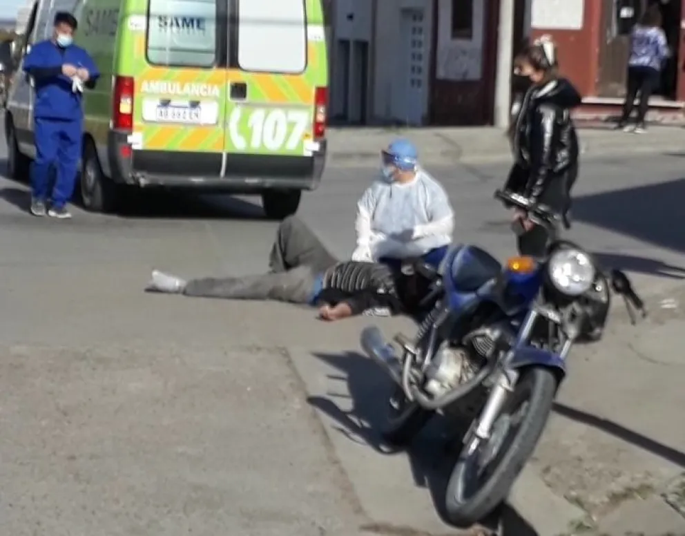 Grave accidente entre dos motos en Patagones
