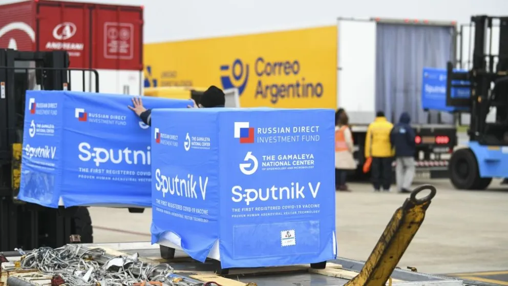 Arribaron 400 mil dosis del componente 2 de Sputnik y el país superó las 43 millones de vacunas