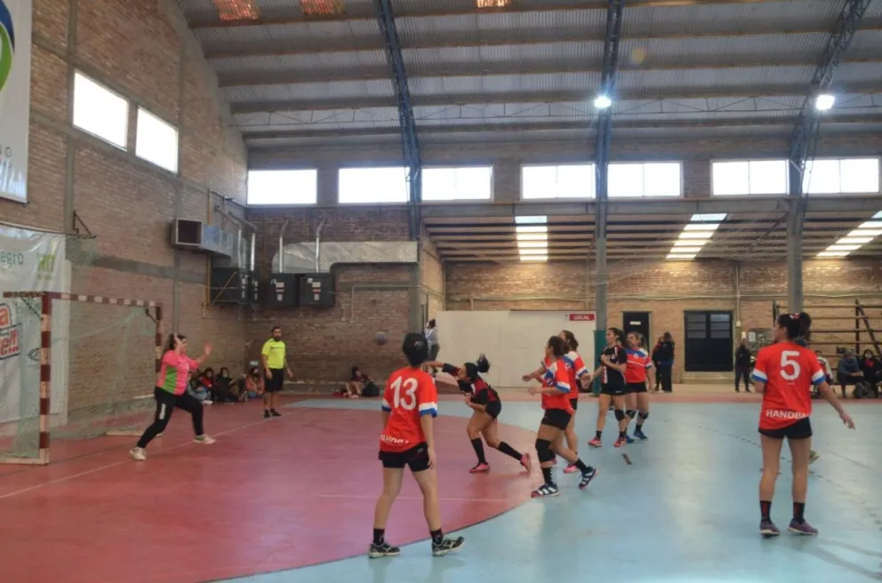 Sábado de arena, domingo y lunes indoor