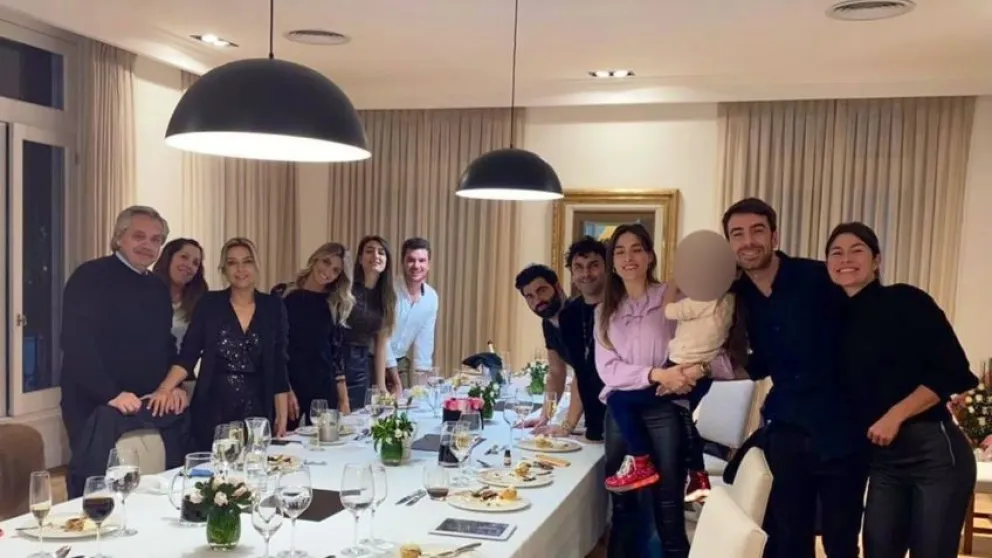 ¿Quién filtró la foto del cumpleaños de la esposa del presidente en Olivos?