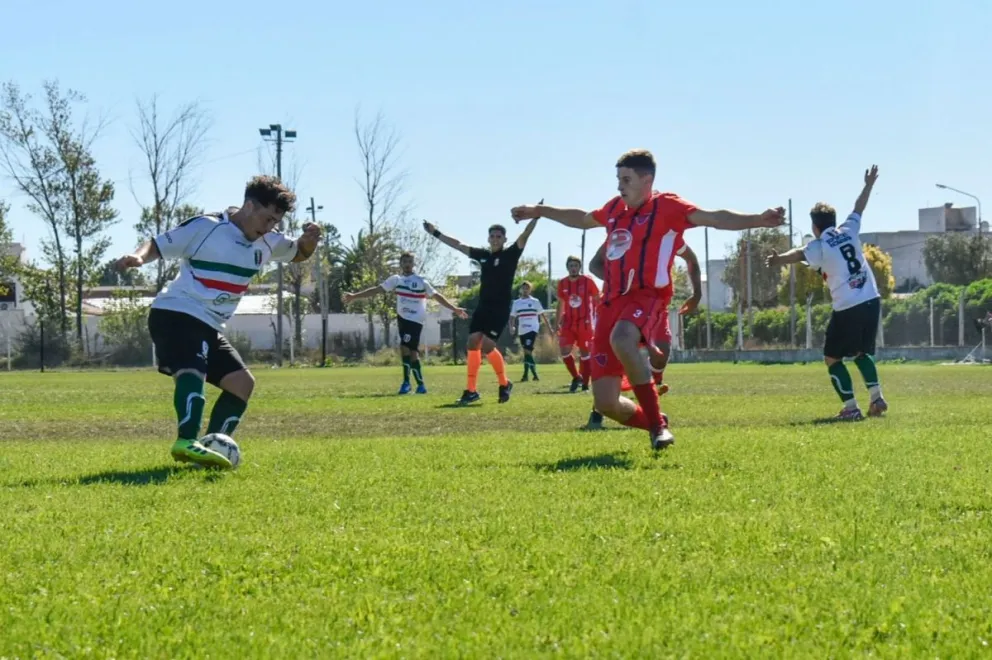 Un entonado Villa afronta el clásico ante Sol buscando acercarse al líder