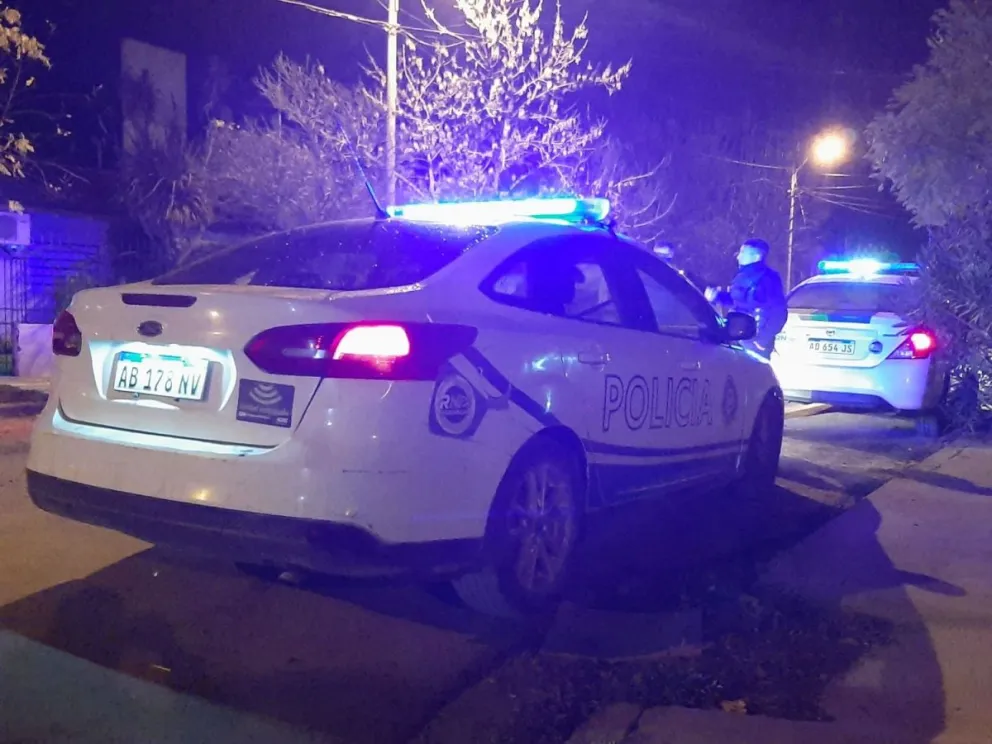 Ladrones destrozaron el cristal de un Fiat y se hicieron con posesiones de valor
