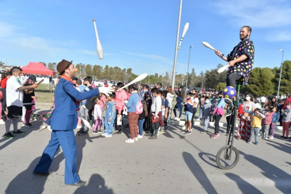 El concurrido festejo del Día de las Infancias trajo enojos: "Se libera todo"