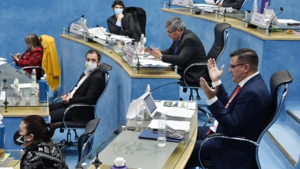 ¿Cómo será el método de exámenes para el pase a planta de contratados?