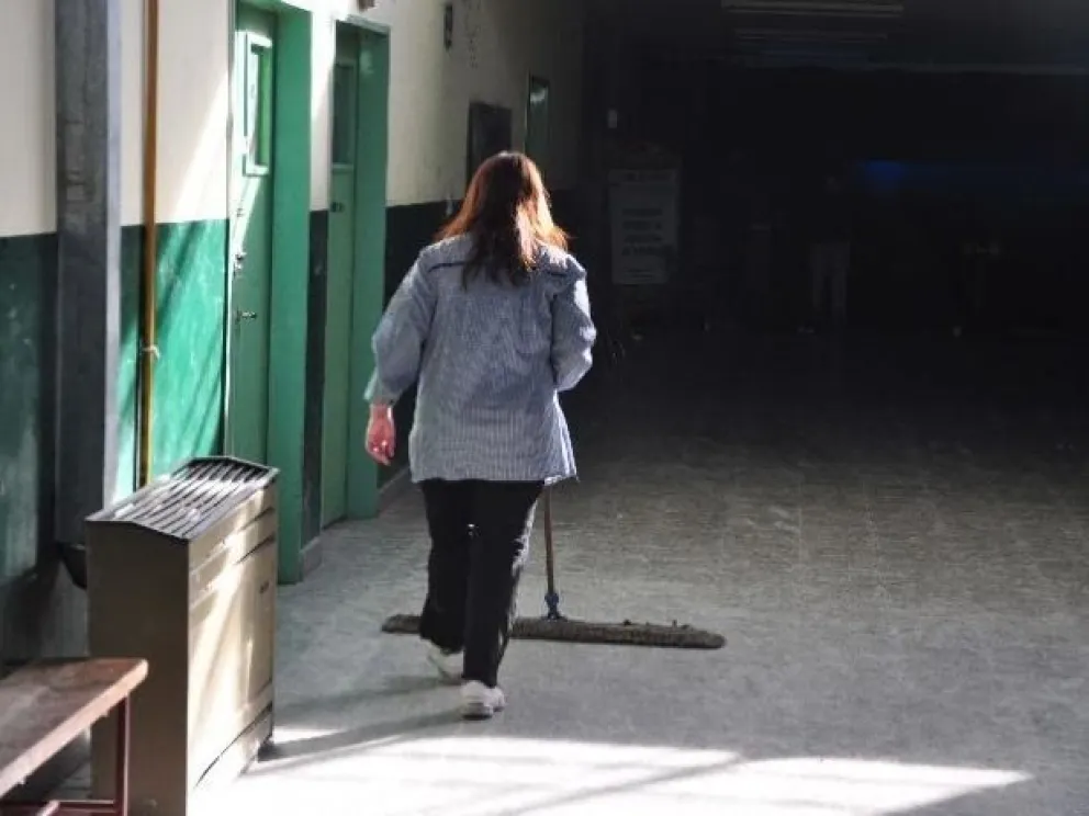 Todo listo para jerarquizar a porteros en escuelas