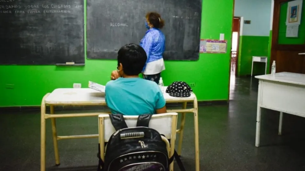 Desde el lunes vuelve la presencialidad completa en las escuelas de Río Negro