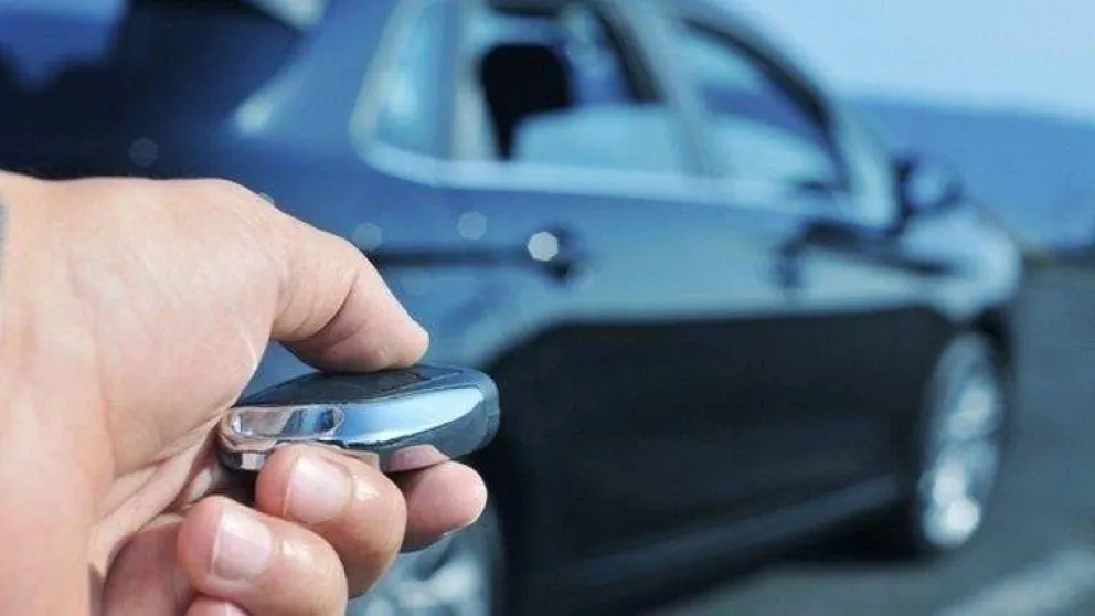 Le robaron un celular con inhibidor de alarma