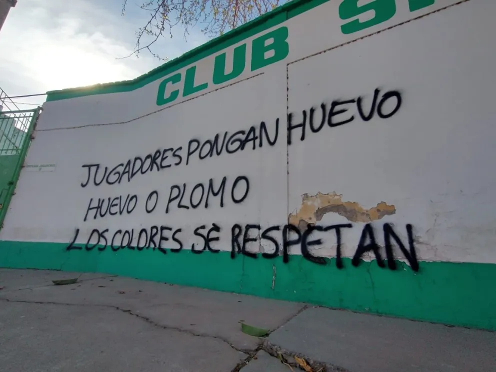 "Huevo o plomo": escalofriante amenaza para el próximo rival de Sol de Mayo