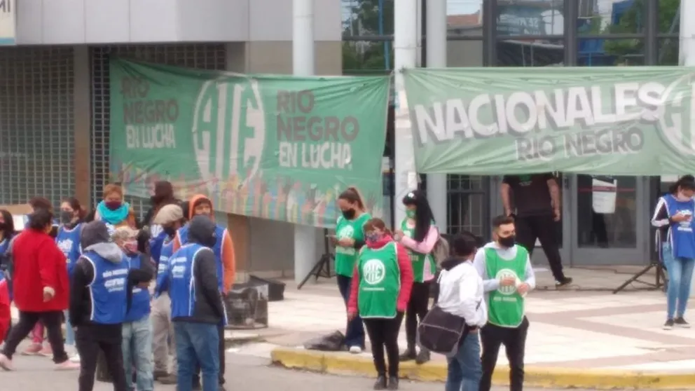 ATE reclama recategorizaciones y pase a planta