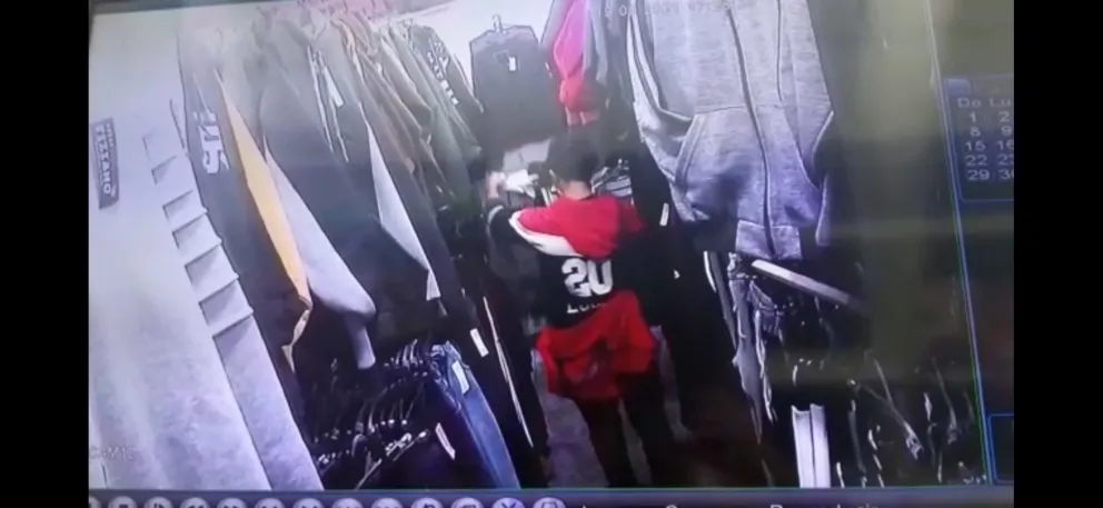 Triste presente: chicos de no más de 15 años robaron en una tienda