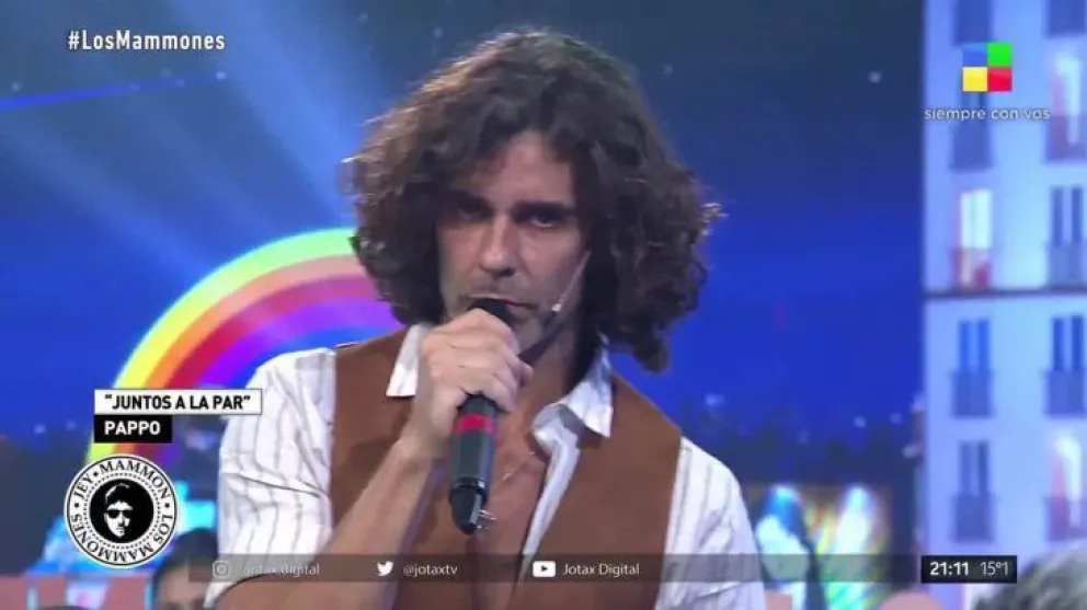 Tras las críticas, Mariano Martínez pidió perdón por su debut como cantante