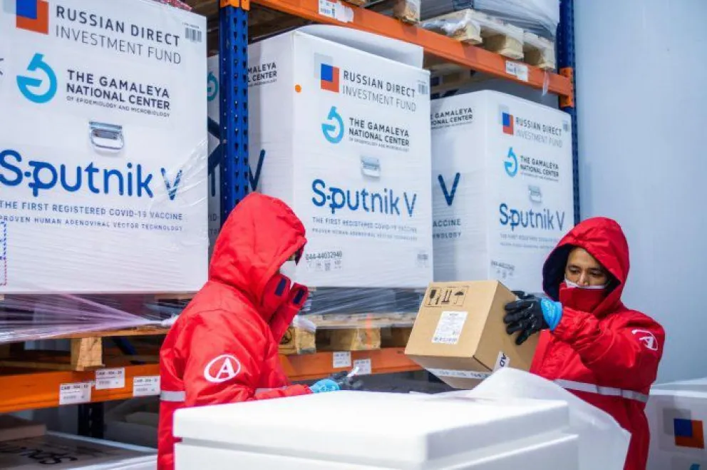 Llegan al país 250 mil dosis del componente 2 de la vacuna Sputnik-V