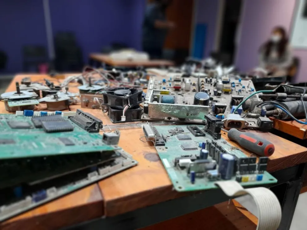 Los desechos electrónicos y una oportunidad para el aprendizaje 