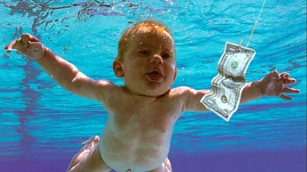 Demanda a Nirvana por pornografía infantil al aparecer en la tapa de "Nevermind"