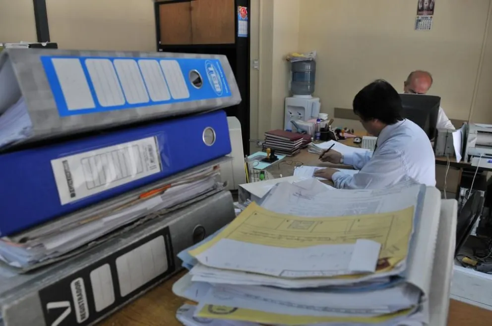 Pondrán en marcha un sistema de reciclaje de papel en las oficinas públicas