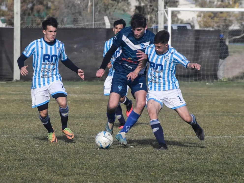 Se le escapa al Tricolor: Villalonga superó a Sol y se afianza en la cima