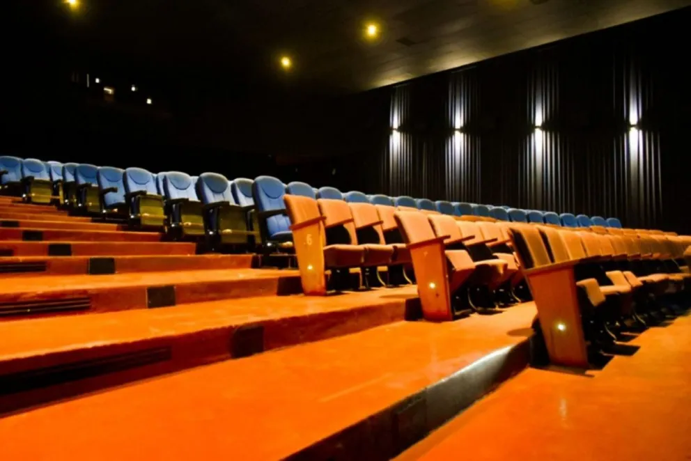 Cine Rex: cómo fue el regreso, los protocolos, películas y promociones