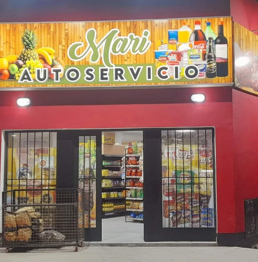 Esperaban un taxi para irse con un botín y acabaron arriba de un patrullero
