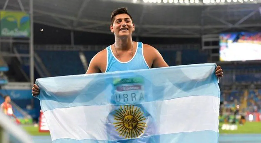 ¡Histórico! Medalla de plata y récord continental para Hernán Urra