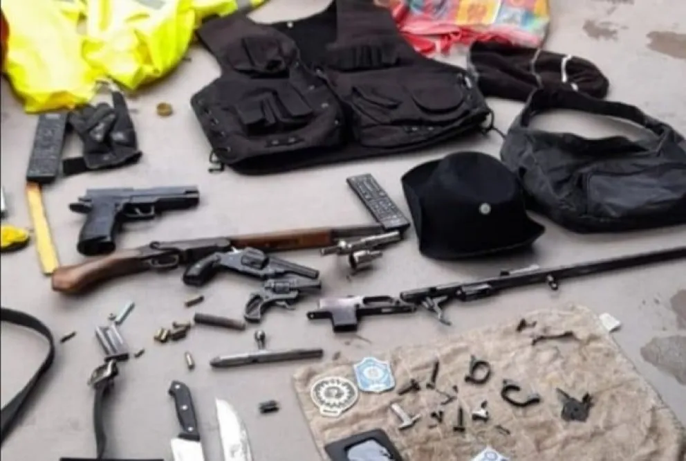 Caso Luna: Muestran el pequeño arsenal encontrado en el Loteo Silva