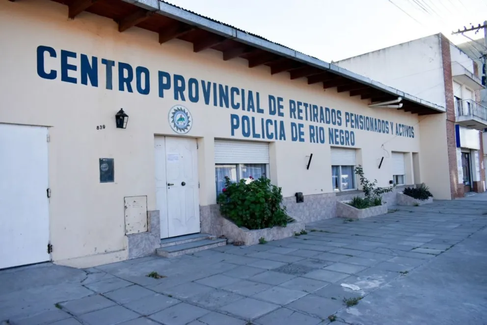 Jubilados policiales deberán esperar para cobrar el aumento