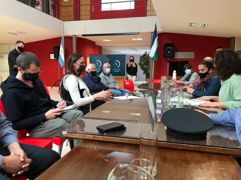 Minor escuchó y respondió a demandas de vecinalistas