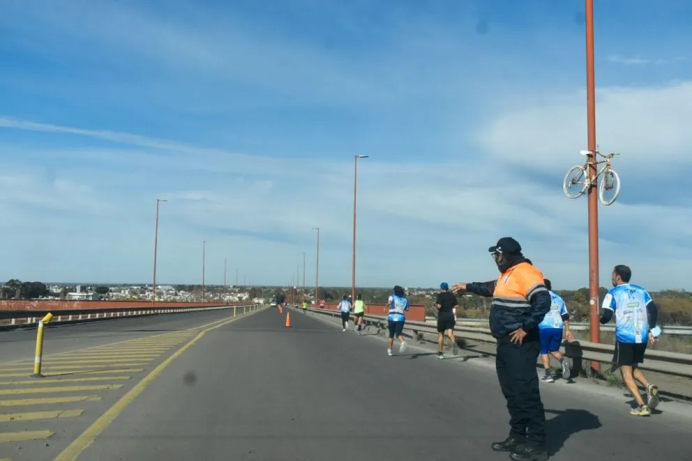 Está restringido el paso de Patagones a Viedma por el puente nuevo
