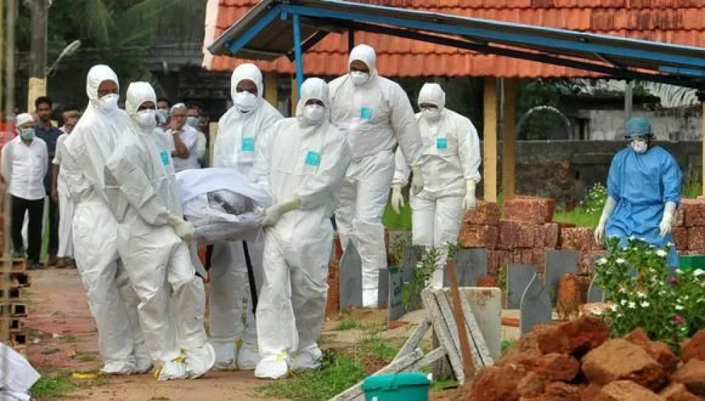 Con 11 casos confirmados en India avanza el nuevo virus Nipah