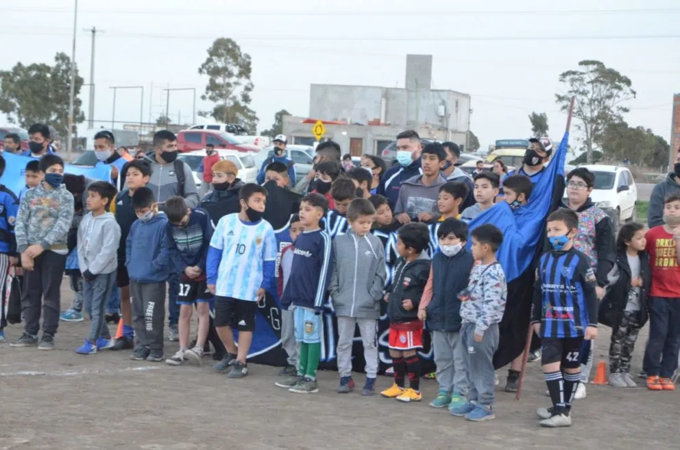 La Liga Infantil de Fútbol Barrial presentó el Torneo "Juan Carlos Montivero"