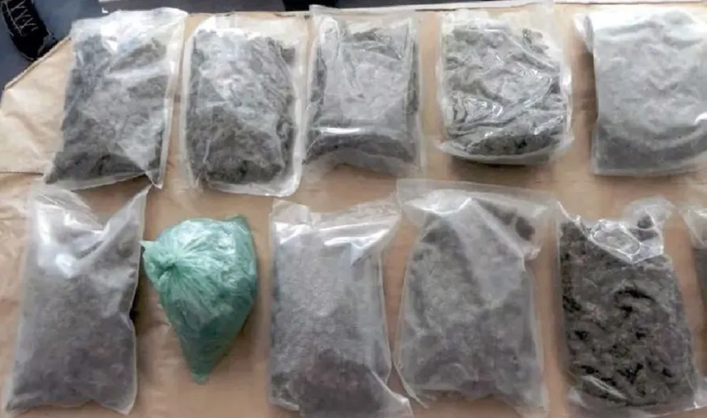 Detienen a un narco que se durmió con el celular en la mano y llamó sin querer a la Policía