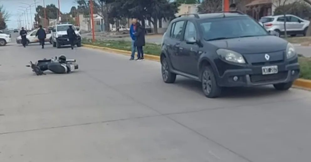 Clásico choque de los domingos: iban en el mismo sentido y colisionaron