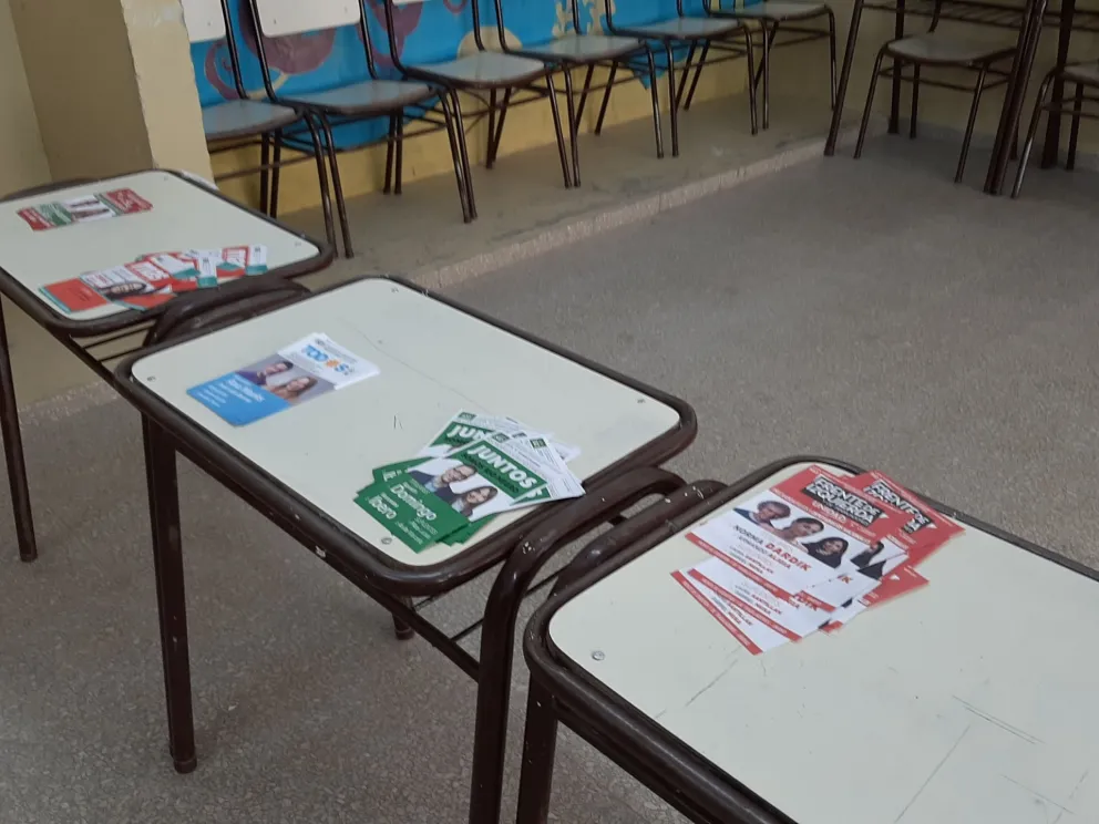 Últimas horas para votar: estas son las boletas que hay en el cuarto oscuro