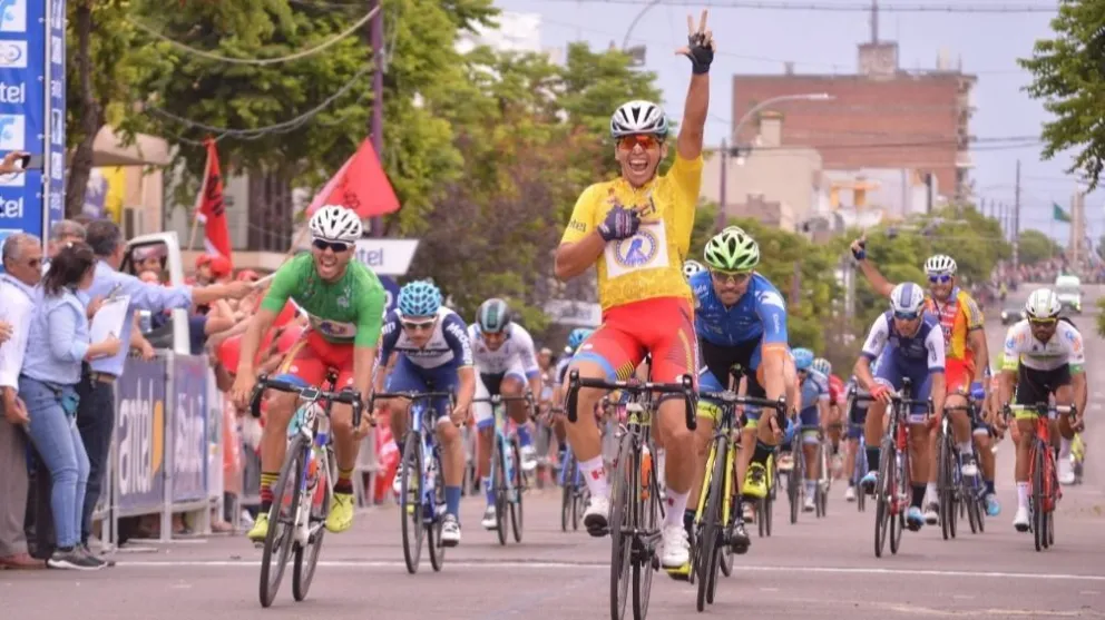 Murió el ciclista Nicolás Naranjo tras accidentarse en Mendoza
