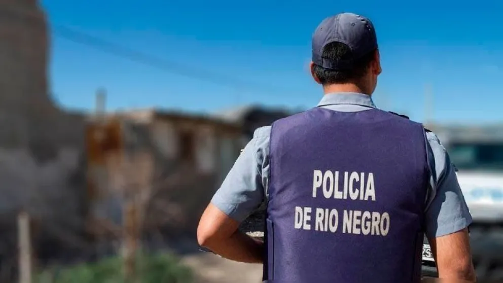 "Tiene un arma y sabe bien a dónde vivimos"