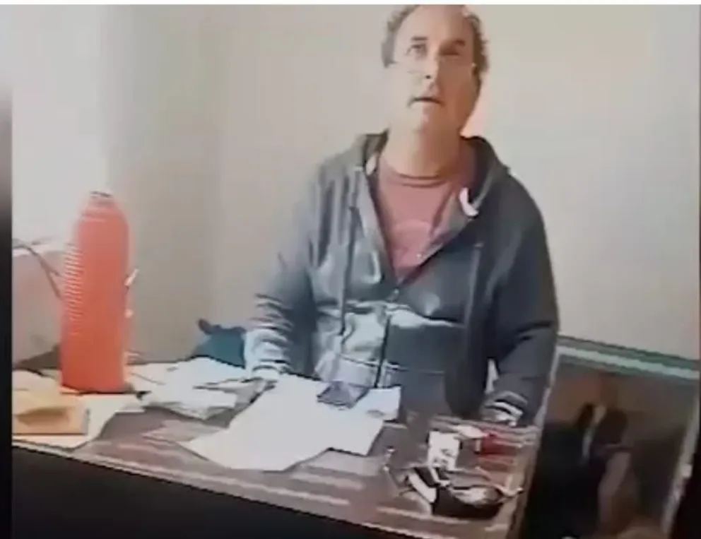 Escándalo: grabaron a un intendente pagando votos