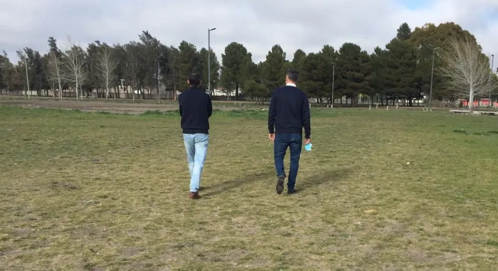 Un playón deportivo se sumará a los servicios del Parque Ferreira