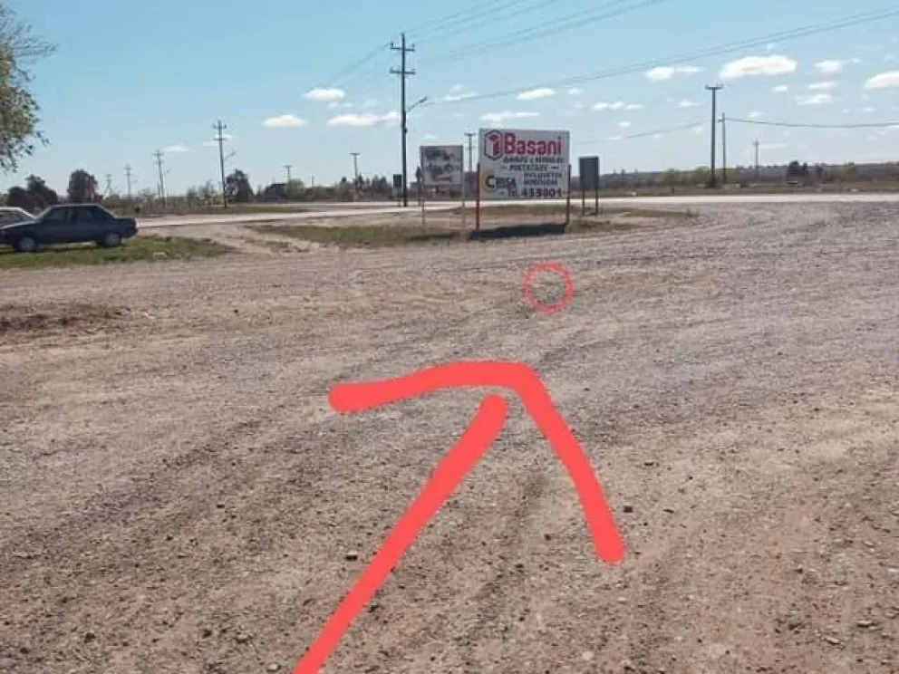 Alerta: hay un hierro traicionero en el ingreso al Parque Industrial