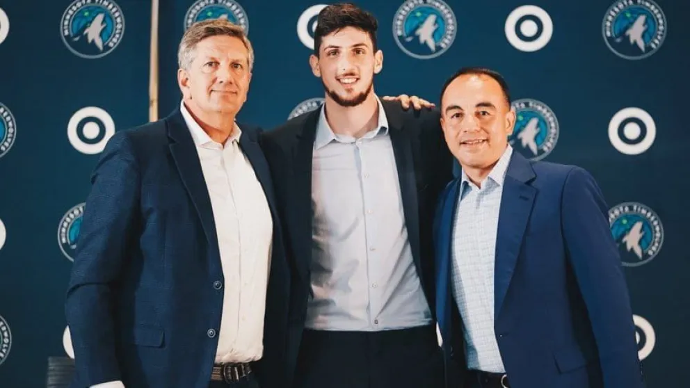 Otro argentino a la NBA: Leandro Bolmaro firmó su contrato con Minnesota