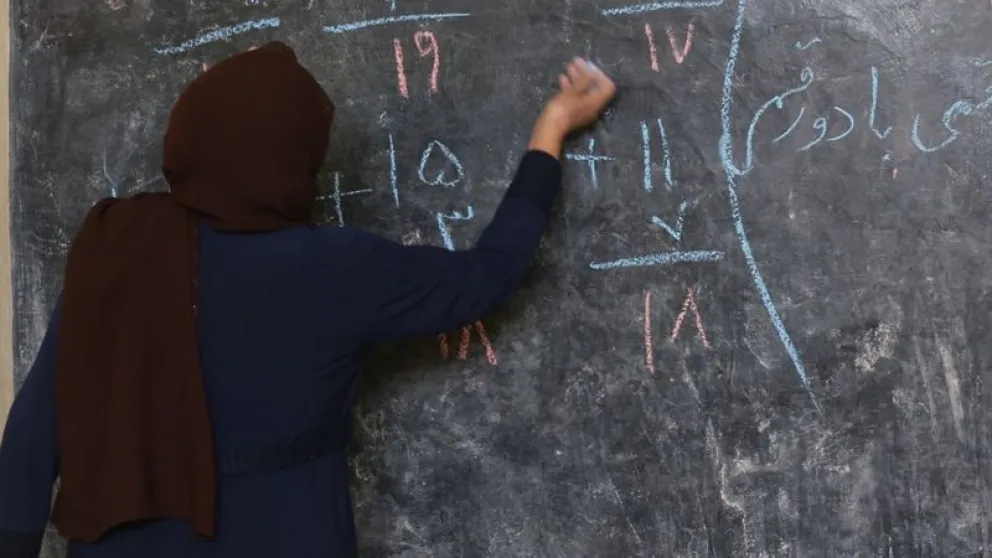 Reabrieron las escuelas en Afganistán sin alumnas ni profesoras