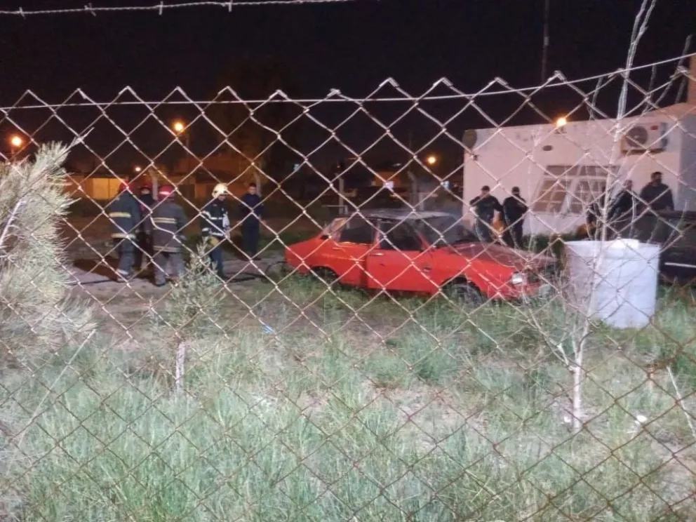 Confuso episodio por la quema de un auto en el barrio San Martín